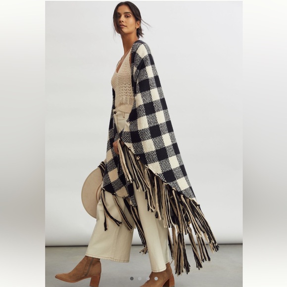 NWT Anthropologie Black and White Plaid Fringe Wrap - Picture 3 of 4